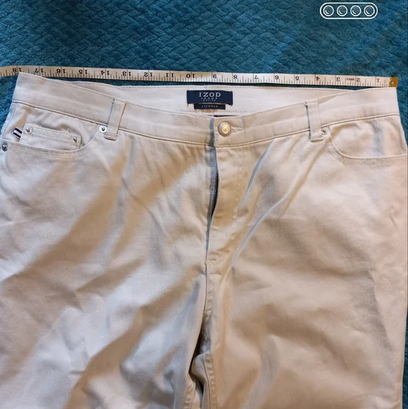 NWOT Beige Izod Mid-Calf Jeans - Picture 15 of 16
